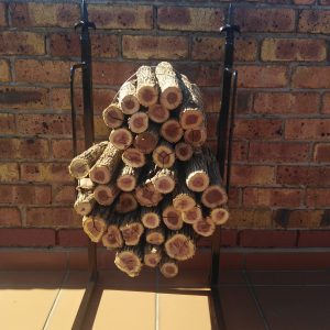 U-Shape Log / Wood stand