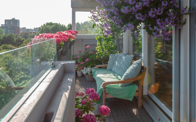 How to Make a Small Patio Feel Bigger and Brighter 2 How to Make a Small Patio Feel Bigger and Brighter | Koop-it - Premium Hand-Crafted Metal Products