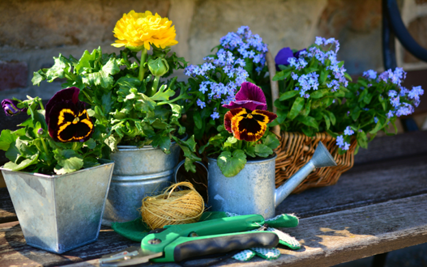 How to Make a Small Patio Feel Bigger and Brighter 1 How to Make a Small Patio Feel Bigger and Brighter | Koop-it - Premium Hand-Crafted Metal Products