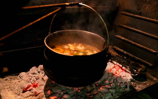 Mastering the Spring Potjie | Koop-it - Premium Hand-Crafted Metal Products